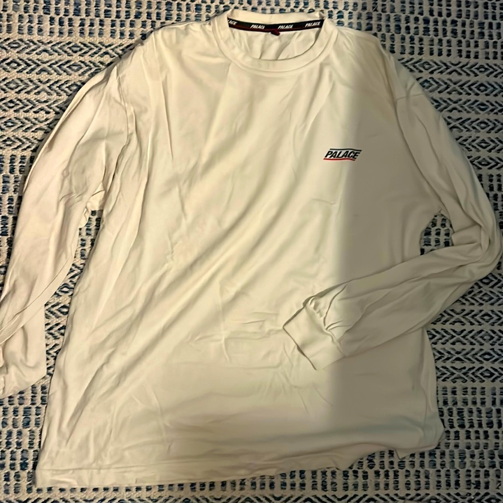 PALACE BASICALLY A LONGSLEEVE T SHIRT